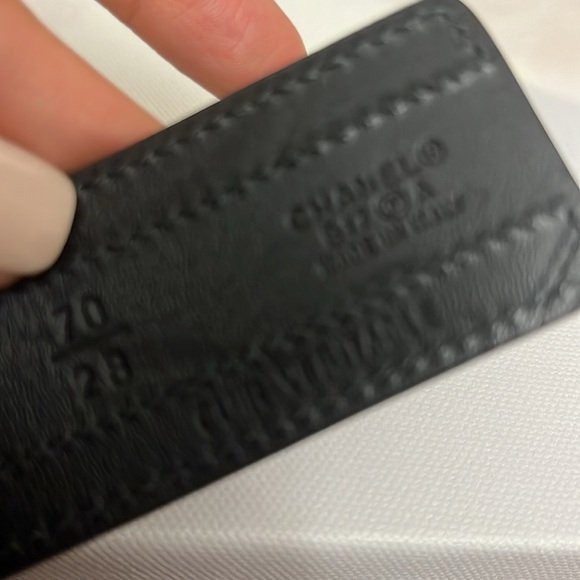 CHANEL Grosgrain Calfskin Pearl CC Belt - Picture 4 of 4